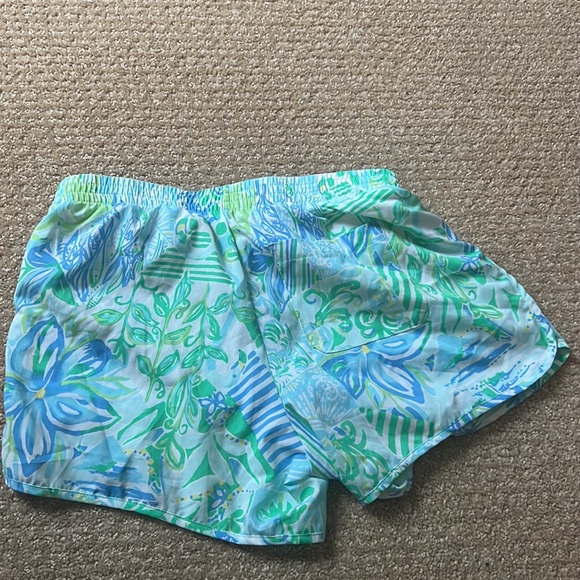 Lilly Pulitzer Luxletic Shorts XS - Picture 3 of 4